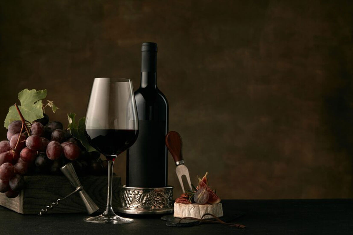 Wine & Dine: Choosing Wine for Valentine’s Day Made Easy | Plated Asia Article