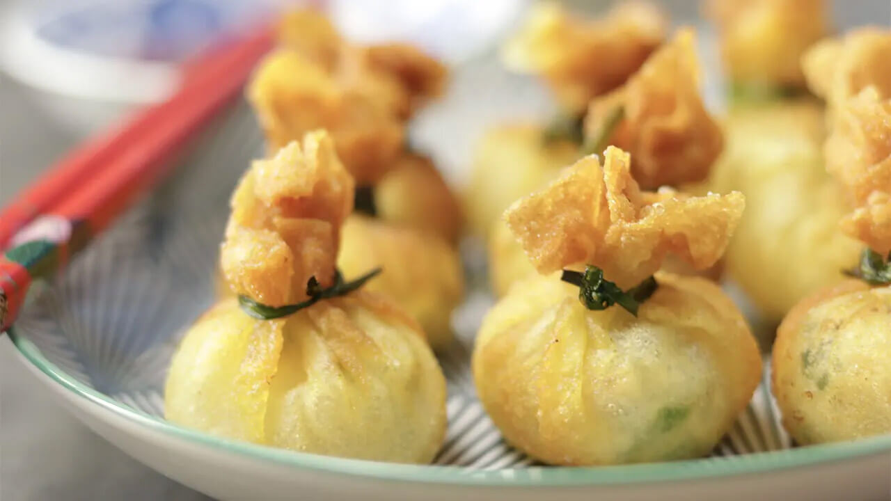 Cheesy Golden "Wonton" Money Bags