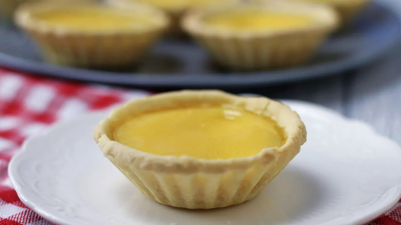 Hong Kong Style Egg Tarts