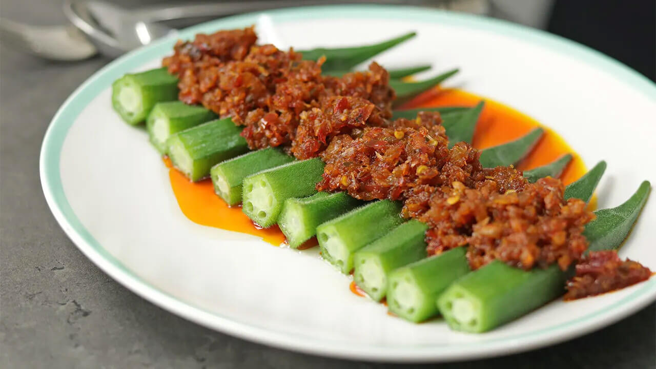 Steamed Okra with Sambal